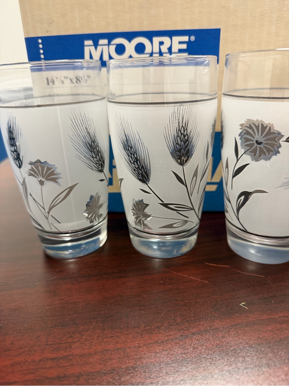 Frosted Floral Wheat Drinking Glasses - Set of 9 (Silver/Gray)